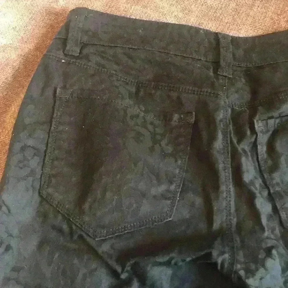 Ann Taylor All Black Leopard Print Jeans - Picture 4 of 4